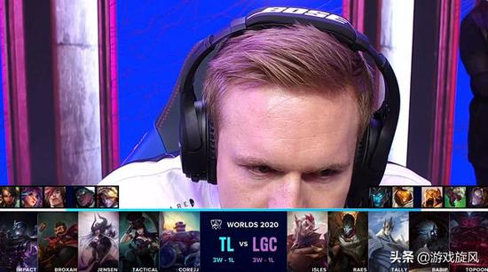 三星与T1传奇战队合作推出双十一签名显示器拍卖